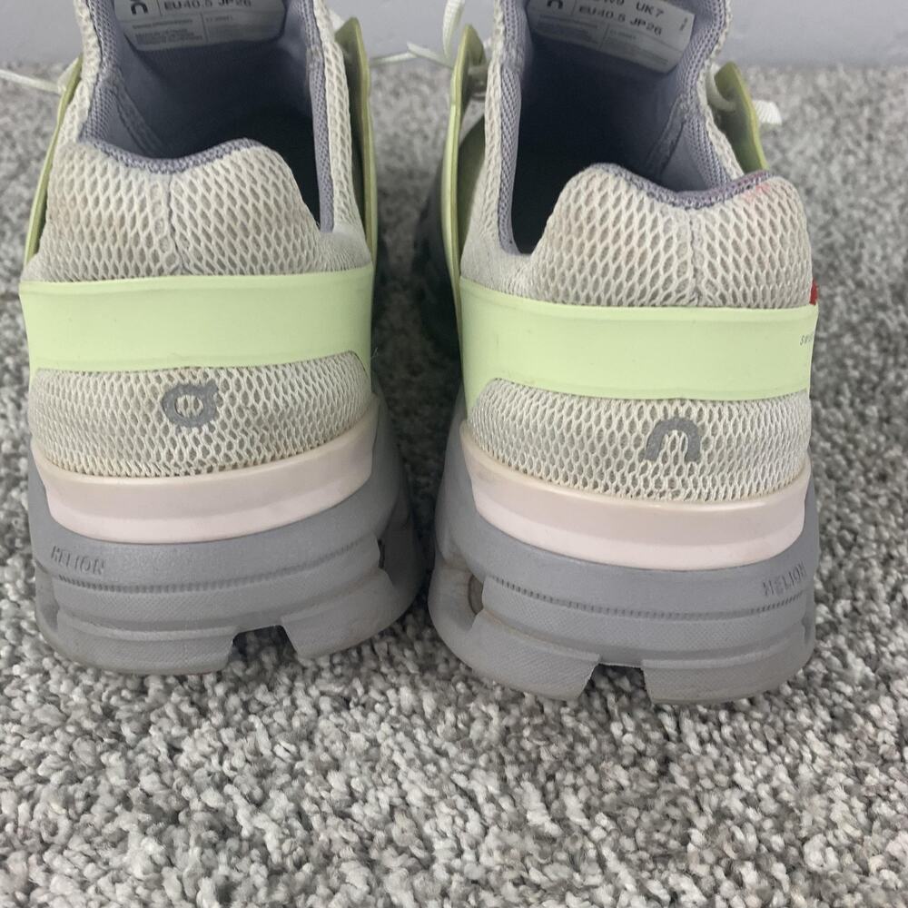 On Cloudswift Running Shoes Womens Size 9 White G… - image 6